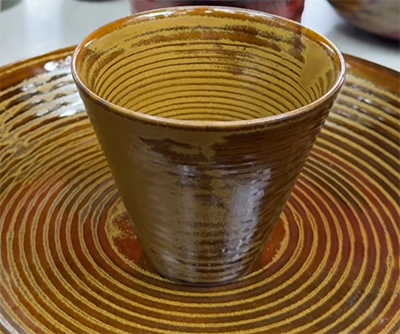 邯郸陶瓷磁州窑粗瓷|黄釉大盘和斗笠杯